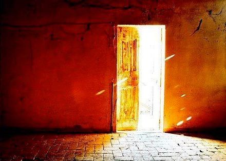 62463_439678016086429_959872903_n